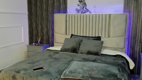 Lilly Ortiz online show from 23, 2, 2025