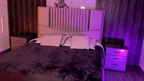 Lilly Ortiz online show from 27, 10, 2025