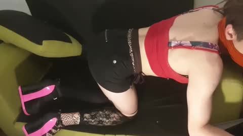Snapshot of lillysissi chatting on 3, 12, 2024 Lilli Sissy SlutCat online show from 3, 12, 2024