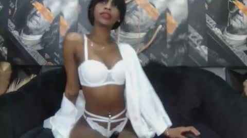 lilmissbaddiexxx online show from 15, 5, 2026