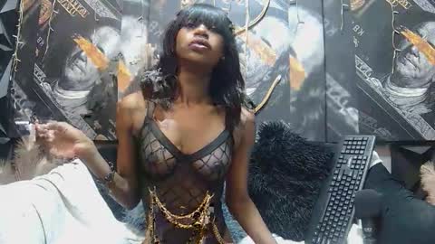 lilmissbaddiexxx online show from 5, 6, 2026