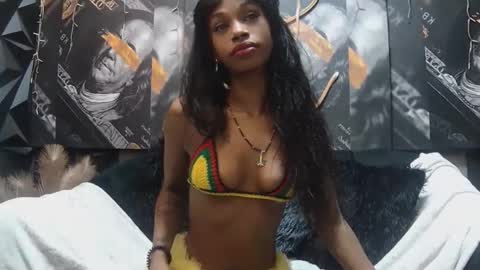 lilmissbaddiexxx online show from 8, 6, 2026