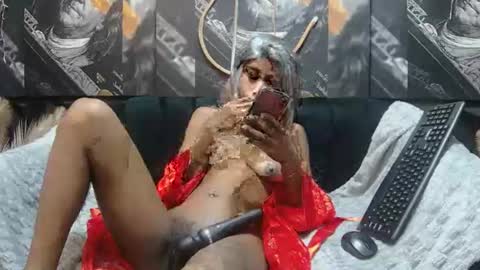 lilmissbaddiexxx online show from 25, 6, 2026