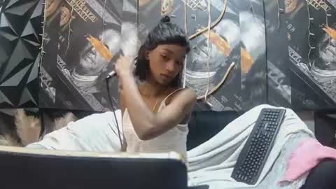 lilmissbaddiexxx online show from 6, 8, 2026