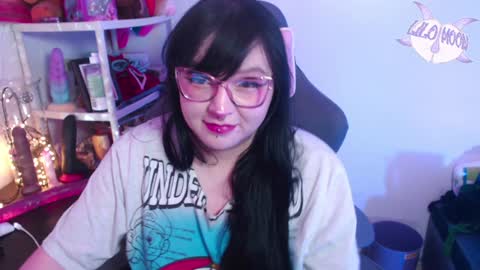 Snapshot of lilomoon69 chatting on 2, 1, 2025 Lilo  online show from 2, 1, 2025