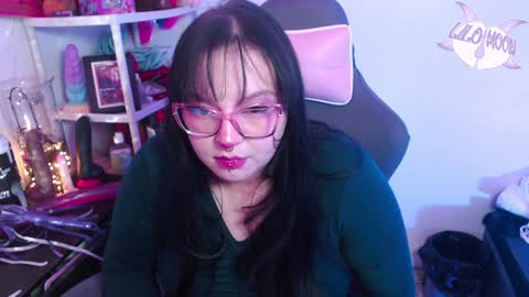 Snapshot of lilomoon69 chatting on 7, 1, 2025 Lilo  online show from 7, 1, 2025