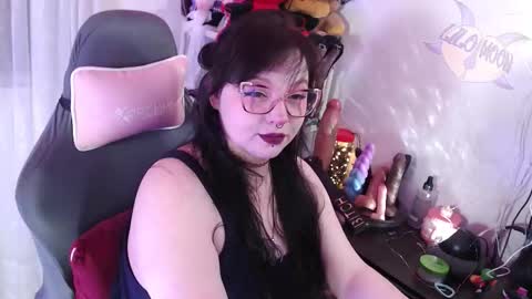 Snapshot of lilomoon69 chatting on 10, 9, 2025 Lilo  online show from 10, 9, 2025
