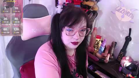 Snapshot of lilomoon69 chatting on 12, 9, 2025 Lilo  online show from 12, 9, 2025