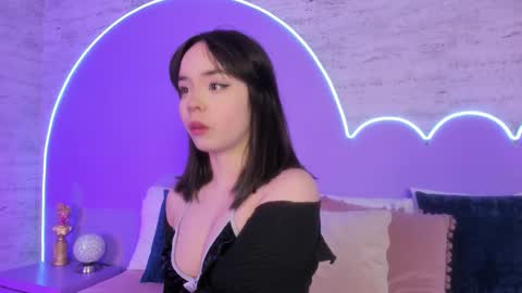 Snapshot of lilou_albrecht chatting on 28, 11, 2025 Lilou online show from 28, 11, 2025