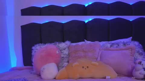 Snapshot of lilou_albrecht chatting on 23, 2, 2026 Lilou online show from 23, 2, 2026