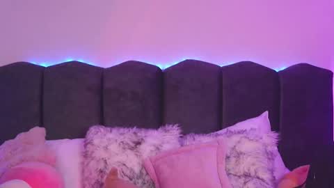 Snapshot of lilou_albrecht chatting on 28, 2, 2026 Lilou online show from 28, 2, 2026