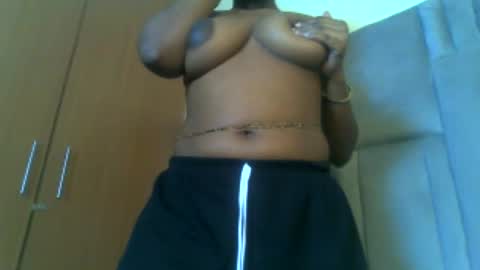 lilpretty16 online show from 12, 6, 2026