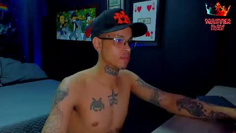 Snapshot of lilray99 chatting on 10, 7, 2026 ONLYFANS online show from 10, 7, 2026