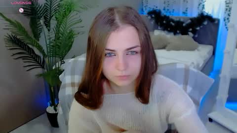 lilu__moon online show from 4, 2, 2026