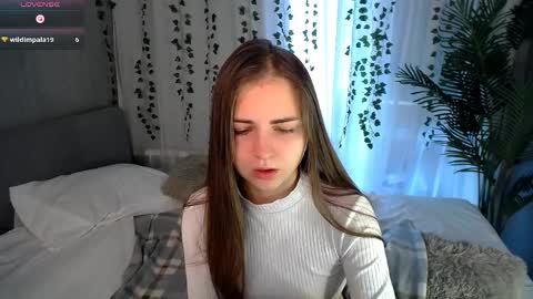 lilu__moon online show from 11, 4, 2026