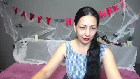 lilugrants online show from 2, 11, 2025