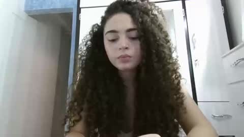 lily_anal_squirt online show from 28, 4, 2026