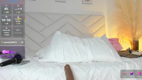 Snapshot of lily_evil chatting on 25, 2, 2025 online show from 25, 2, 2025