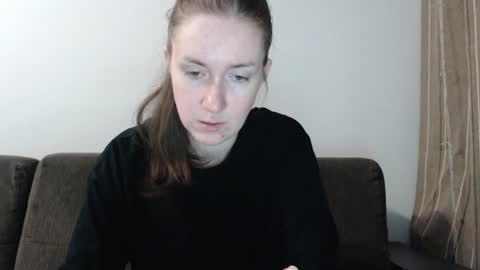lily_love_x online show from 24, 6, 2026