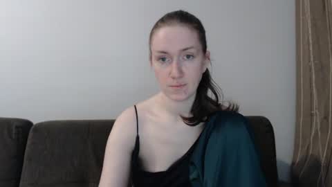 lily_love_x online show from 25, 6, 2026