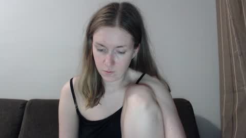 lily_love_x online show from 15, 7, 2026