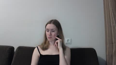 lily_love_x online show from 15, 7, 2026