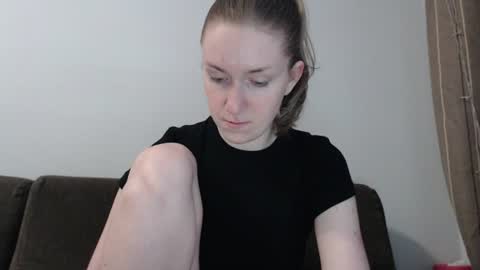 lily_love_x online show from 23, 7, 2026