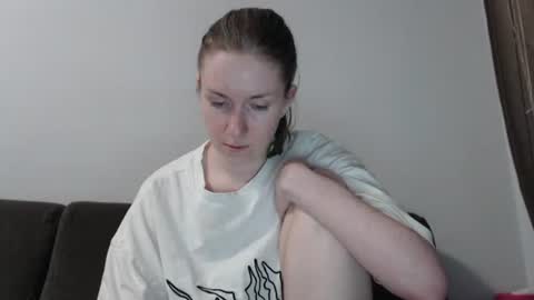 lily_love_x online show from 24, 7, 2026