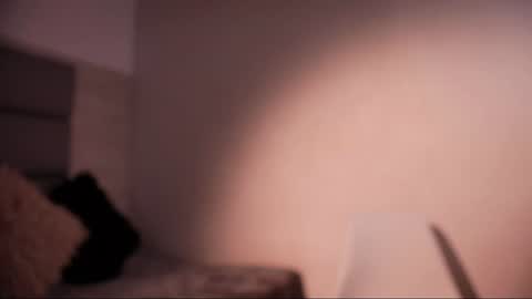 Lily Miiller online show from 23, 6, 2026