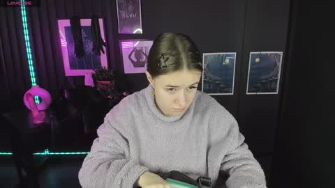 Lily online show from 21, 12, 2024