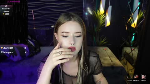 Lily online show from 15, 1, 2025