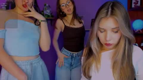 Lily online show from 28, 4, 2026