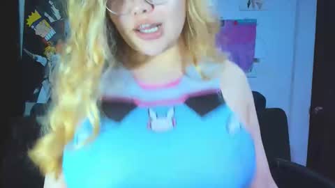 lily_stone04 online show from 12, 5, 2026