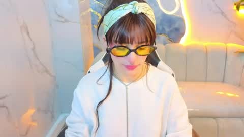 Snapshot of lily_tx chatting on 14, 7, 2026 Follow me.. Live 730 to 1400 online show from 14, 7, 2026