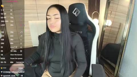 lily_waist online show from 5, 3, 2026