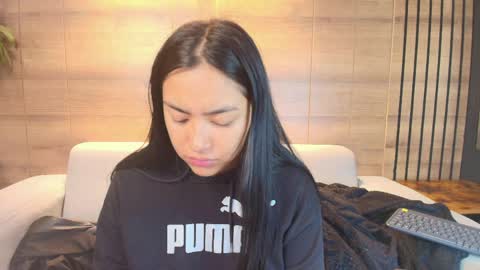 lily_waist online show from 7, 4, 2026
