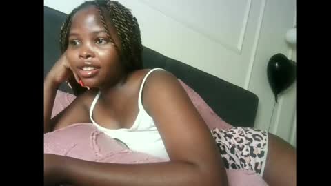 Snapshot of lilycelest chatting on 26, 5, 2026 lilycelest online show from 26, 5, 2026