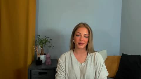Lily online show from 18, 2, 2025