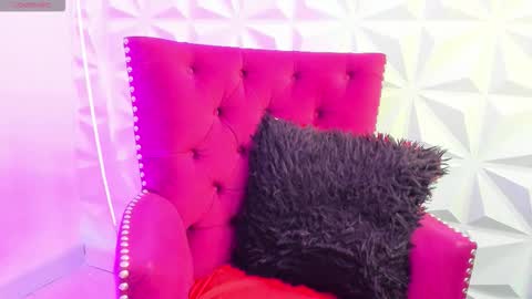 Lily Queen online show from 19, 9, 2025