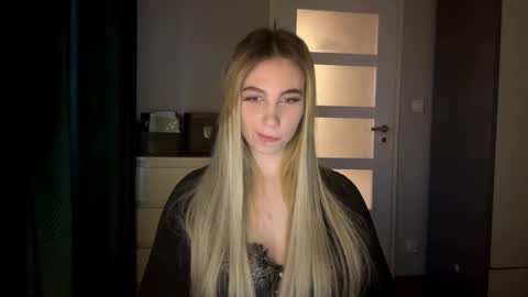 Lily online show from 2, 4, 2026