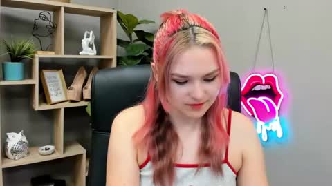 Lily online show from 25, 6, 2026
