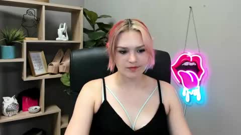 Lily online show from 28, 6, 2026