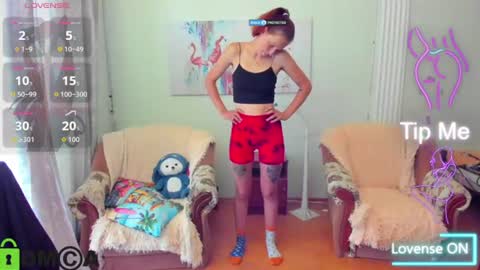 Snapshot of lilyviolet7 chatting on 8, 7, 2026 Hi Im Lily online show from 8, 7, 2026