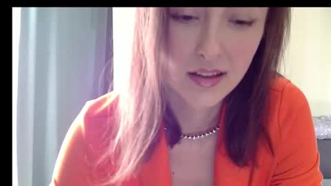 LilyXSky online show from 26, 2, 2025