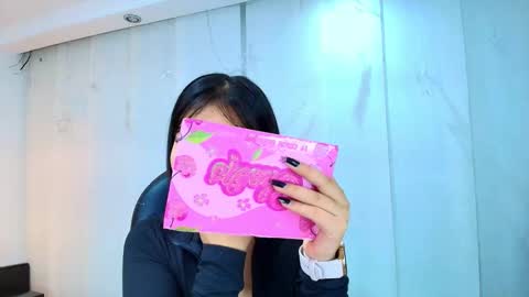  Lina Bedoya  online show from 9, 2, 2026