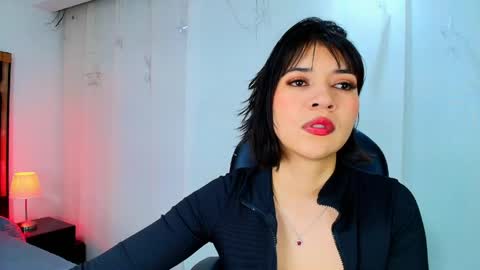  Lina Bedoya  online show from 13, 4, 2026