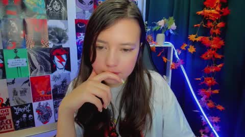 Lina online show from 19, 12, 2024