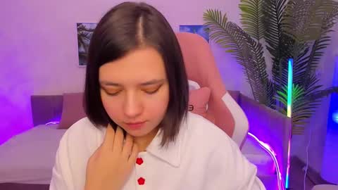 Lina online show from 11, 2, 2025