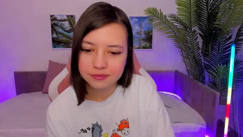 Lina online show from 1, 3, 2025