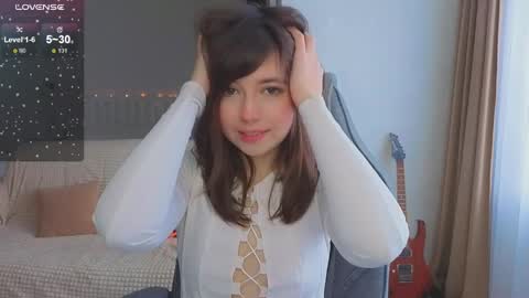 Lina online show from 10, 4, 2026